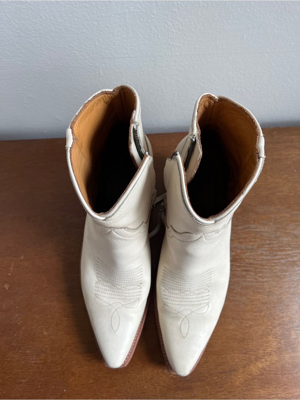 Tecovas Cream Leather Western Ankle Boots - The Daisy - Picture 4 of 6